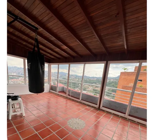 Se Vende Ph 333m2. Macaracuay