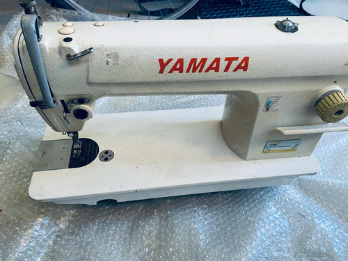 Máquina Recta Industrial Yamata