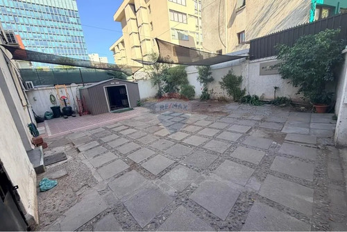 Casa Comercial 339 M² Construidos - Providencia