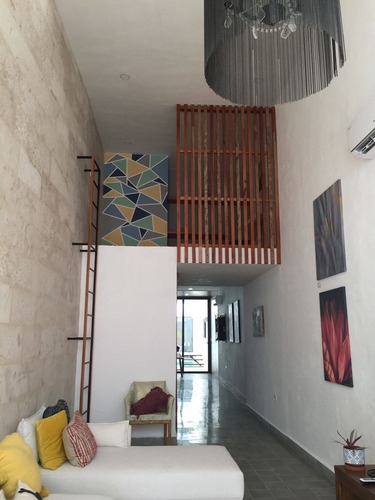 Imagen 23 de 30 de Casa Restaurada Con Alberca En Venta Amueblada Centro De Mer