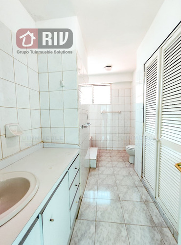 Venta - Apartamento Con Piscina Ubicado Caribe, Estado. La Guaira.