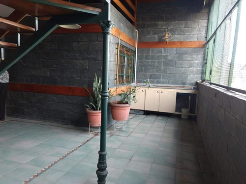 Imagen 15 de 27 de Casa 6 Ambientes En Caseros, Tres De Febrero