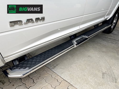RAM Ram 3500 6.7 Laramie Cab. Dupla 4x4 Aut. 4p
