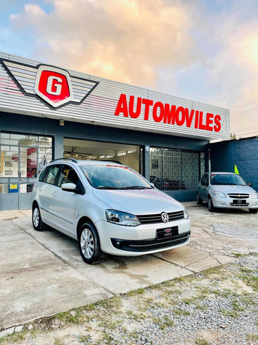 Volkswagen Suran 1.6 Highline 101cv 11c 2011
