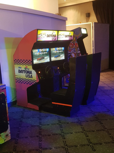 Alquiler De Daytona Arcade Maquina De Baile Flipper Inflable