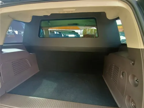 Chevrolet Suburban 5.3 Ltz 4x4 Mt