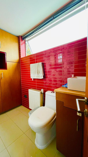 Arriendo Año Corrido Excepcional Casa 2 Niveles, 3d, Concón