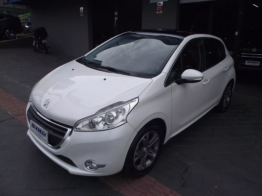 Peugeot 208 1.6 16v Griffe Flex Aut. 5p