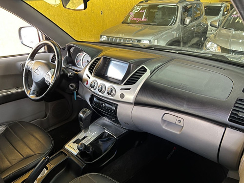 Imagem 9 de 11 de Mitsubishi L200 2015 3.2 Triton Hpe Cab. Dupla 4x4 Aut. 4p