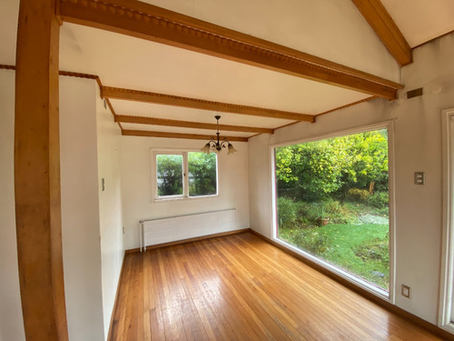 Casa De 78 M2 De2 Pisos, Sector Teja Sur, Isla Teja,valdivia