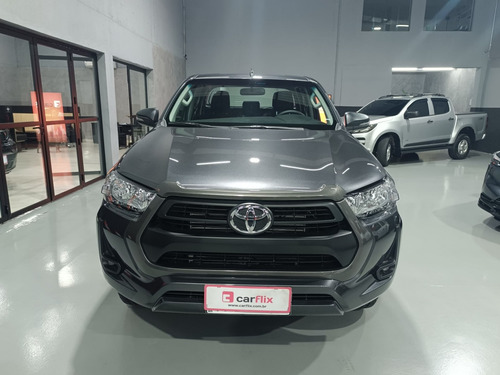 Toyota Hilux 2.8 D-4D TURBO DIESEL CD SR 4X4 AUTOMÁTICO
