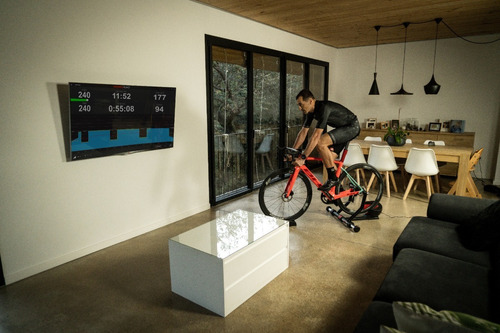 Imagen 6 de 9 de Rodillo Entrenamiento Smart Zpro By Zycle 1200w 97% Realismo