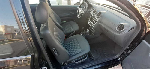 Volkswagen Saveiro 1.6 Gp Cd 101cv Power 2016