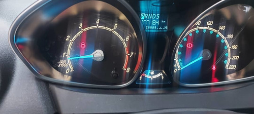 Imagen 6 de 7 de Ford Fiesta Titanium