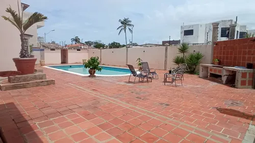 Casa Urb. Costa Azul Jc