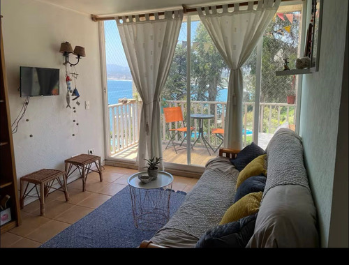 Departamento En Venta De 2 Dorm, 1 Baño En Horcón, Est. Bod.