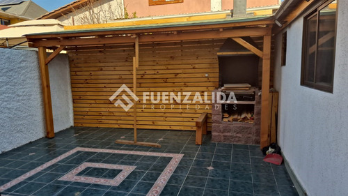 Casa En Arriendo De 4 Dorm. En Maipú