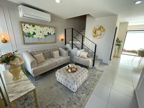 Modelo Zaira, Casa En Venta En Carena Residencial