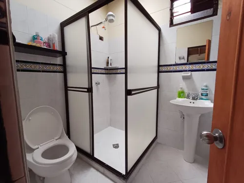 Casa En Venta En Guayabal. Cod V12686
