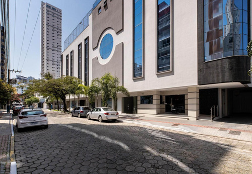 Imagem 4 de 23 de Blue Ocean Residence - Sala 06 - 82210
