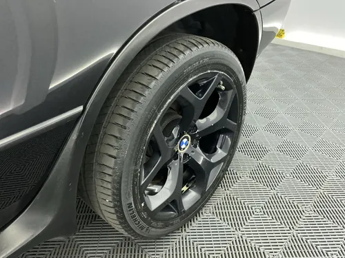 BMW X5 4.4i
