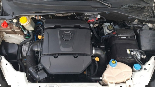 Fiat Punto 2013 1.6 16v Essence Flex 5p