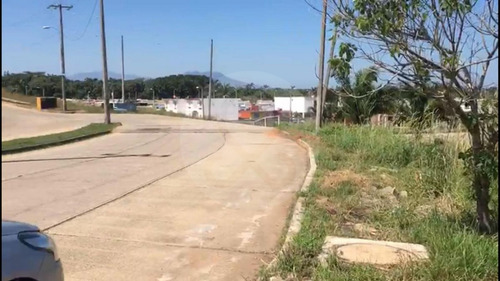 Terreno Comercial En Venta En Fraccionamiento Las Olas
