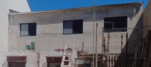Vivienda Tipo Ph - 4 Ambientes A Estrenar - 110m2 Cubiertos