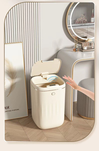 A Bote De Basura Recargable Con Sensor De Movimiento De 20 L