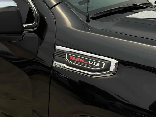 GMC Sierra 6.2 Denali Dvd At