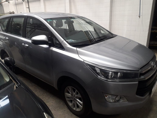 Toyota Innova Srv 2.7n At 8a / Nafta / 2019