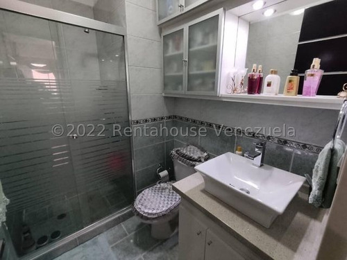 Imagen 14 de 17 de Mayerling Gonzalez Bm Vende Apartamento Mls #22-27031