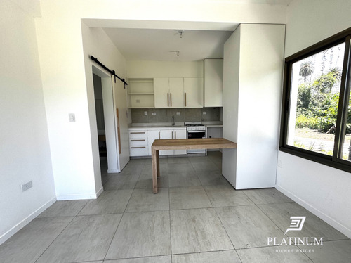 Venta Departamento 1 Dormitorio Vaqueros Con Cochera