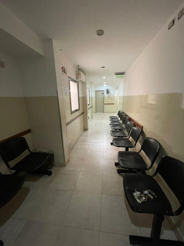Imagen 17 de 30 de Centro Médico En Venta De Excelente Ubicación En Banfield Este