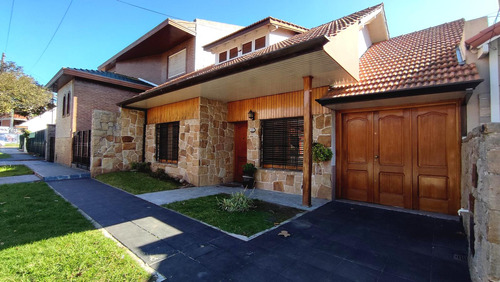 Casa En  Venta Bernal