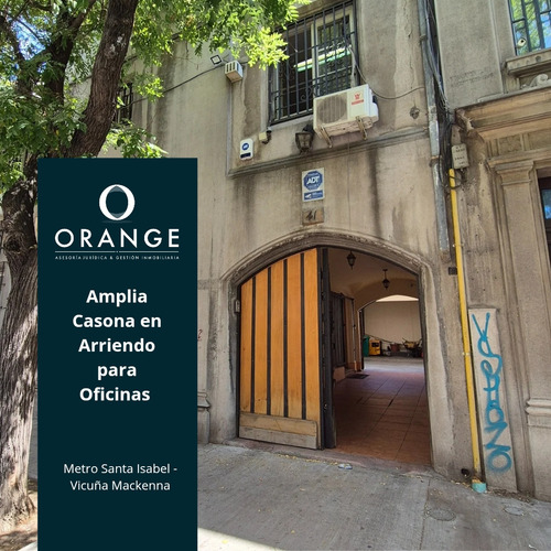 Amplia Casona De 270 M² Para Oficinas En Centro De Santiago