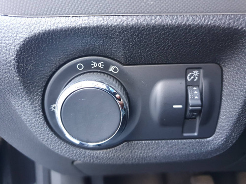 Imagem 15 de 15 de Chevrolet Onix 1.0 Mpfi Ls 8v Flex 4p Manual