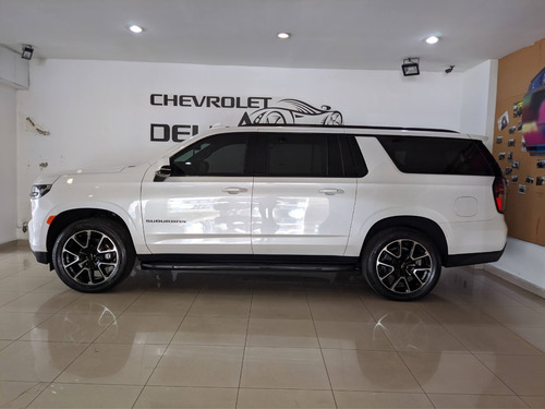 Imagen 14 de 15 de Nueva Chevrolet Suburban Rst 2021
