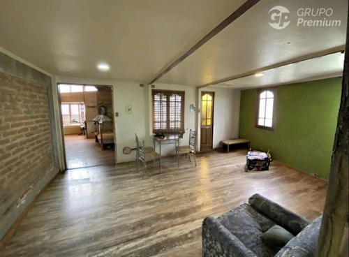 Casa En Venta De 3 Dorm. En Valparaíso