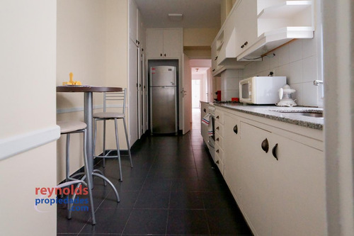 Departamento 3 Ambientes Con Dependencia Y Cochera Móvil - Recoleta