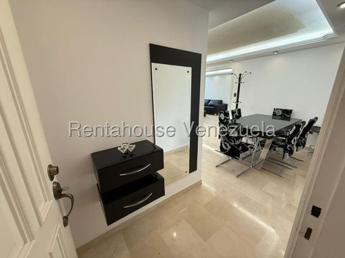 Apartamento En Alquiler Colinas De La Tahona 25-22801