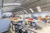 Comprar Alquiler Local Comercial Galpon Deposito Avenida Italia Pasos Plaza Italia Shopping Estacionamiento