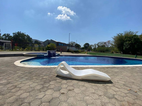 Imagen 2 de 22 de En Venta Townhouse En Casa Verde San Diego Pozo Y Planta 100% Cd165112 Liliana Martinez 04140357885