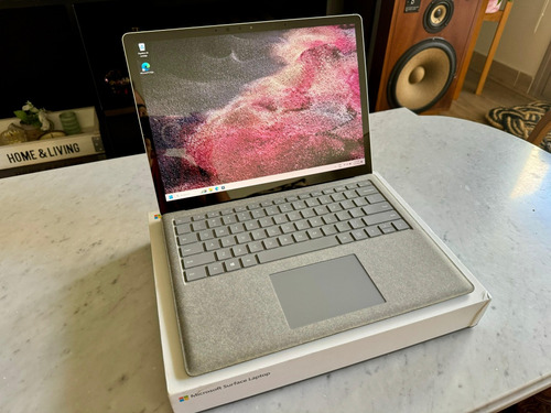 Microsoft Surface Laptop 2