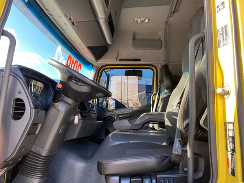 Imagem 7 de 19 de Mb Atego 2430, Truck 6x2, 2019. Sider 10 Metros.único Dono