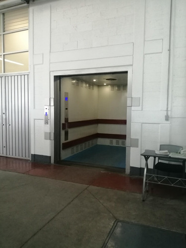 Imagen 5 de 8 de 140m2, Bodega En Condominio, Vigilanica, Entrada De Trailer