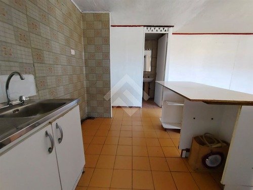 Departamento En Venta De 3 Dorm. En Maipú