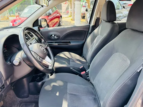 Nissan March 5p Exclusive L4/1.6 Aut