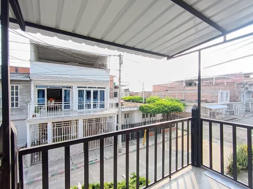 A La Venta Casa De Tres Pisos Totalmente Independientes, En El Barrio Asovicons, Cerrito- Valle Del Cauca