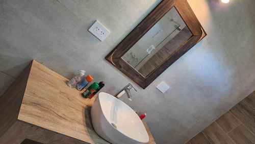 Casa En Venta - 3 Dormitorios 1 Baño - 1118mts2 - Florencio Varela